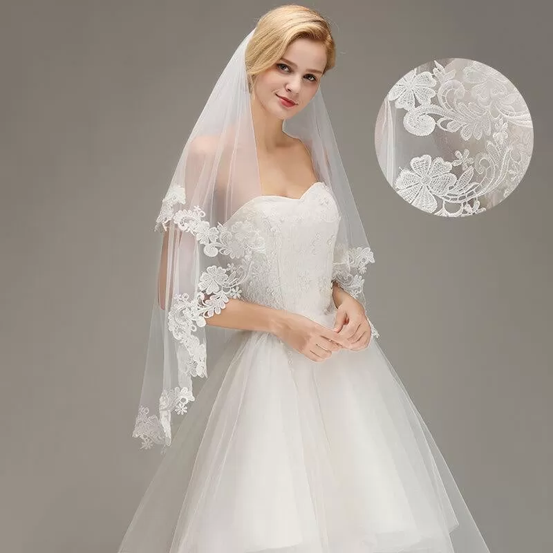 1.5M Lace Edge Short Comb Two Layers Wedding Veils | Bridelily