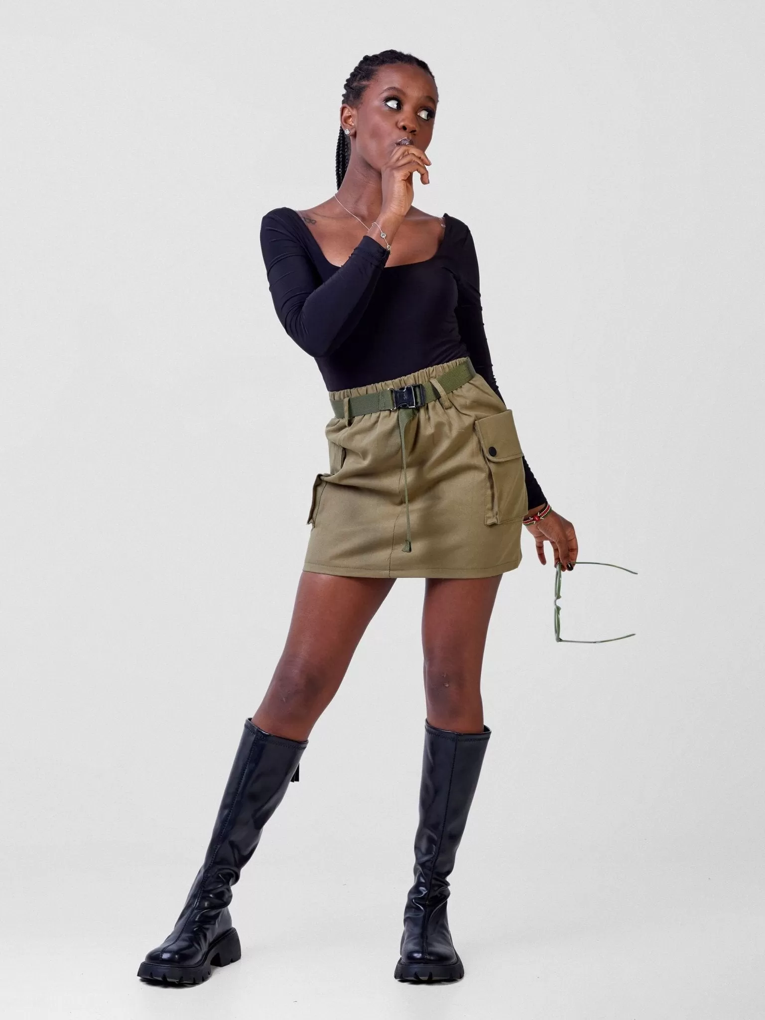 Anika Vintage Highwaisted Large Pockets Cargo Mini Skirt - Green