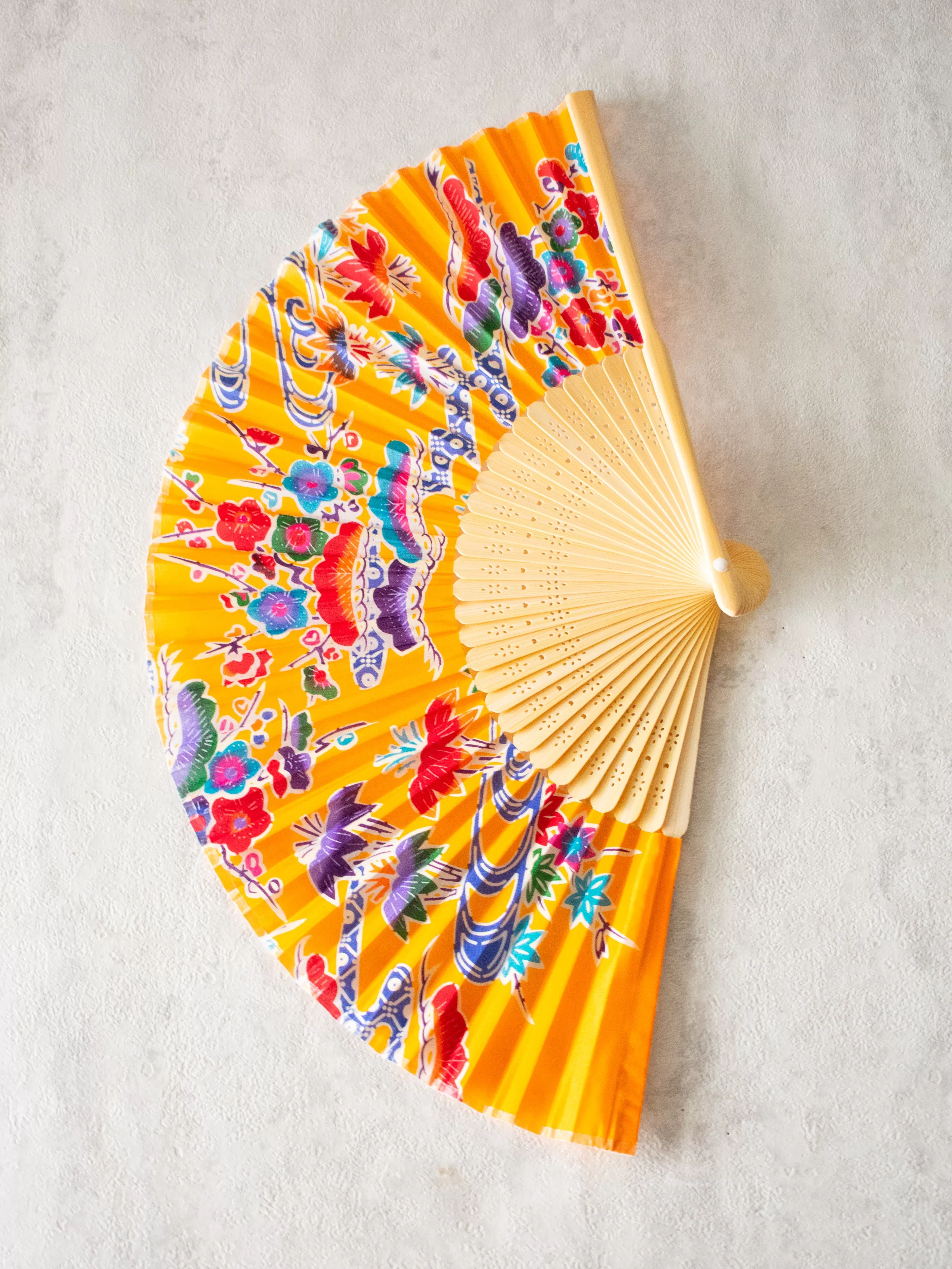 Asian Folding Fan Silk/Bamboo