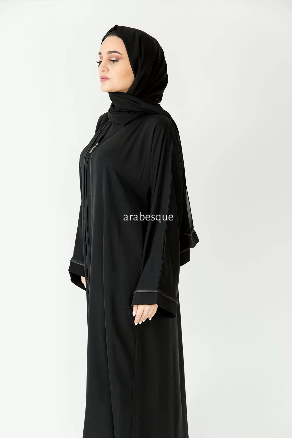 Black Border Zip Abaya with Pocket