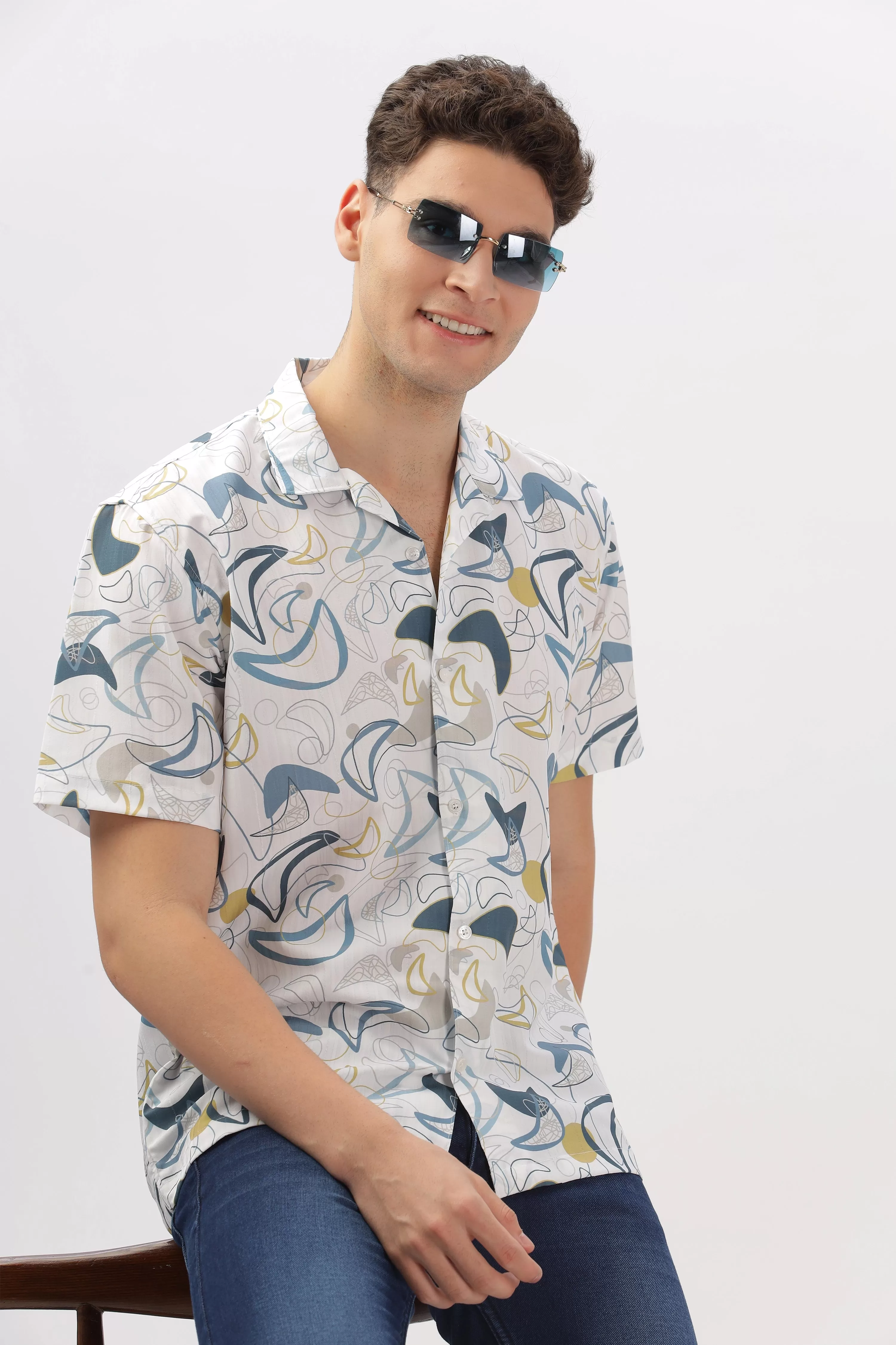 Blue geomatric printed popcorn shirt