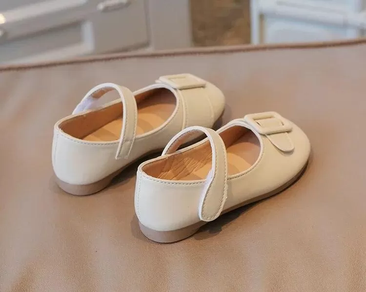 Fashionable Little Girl's Soft Buckle Leather Casual Shoes: G08116 For Children's