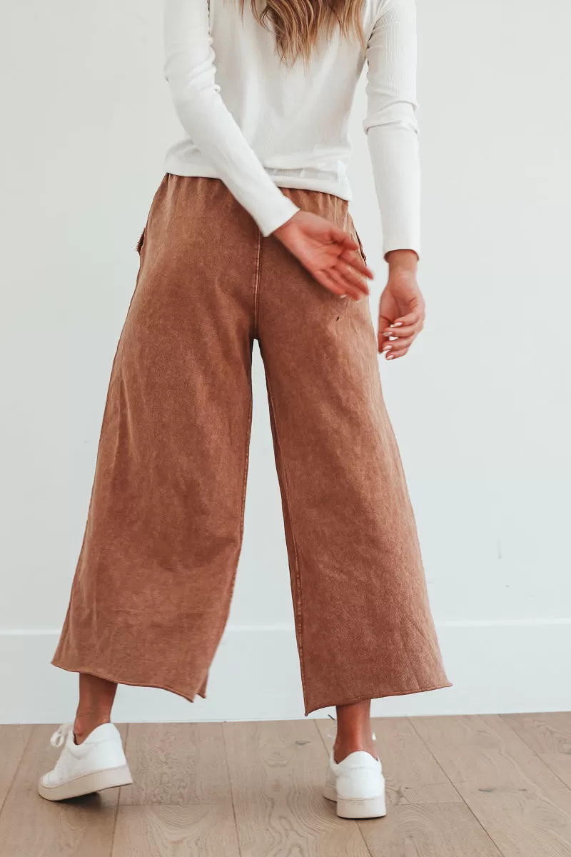 Lisa Pants in Red Bean