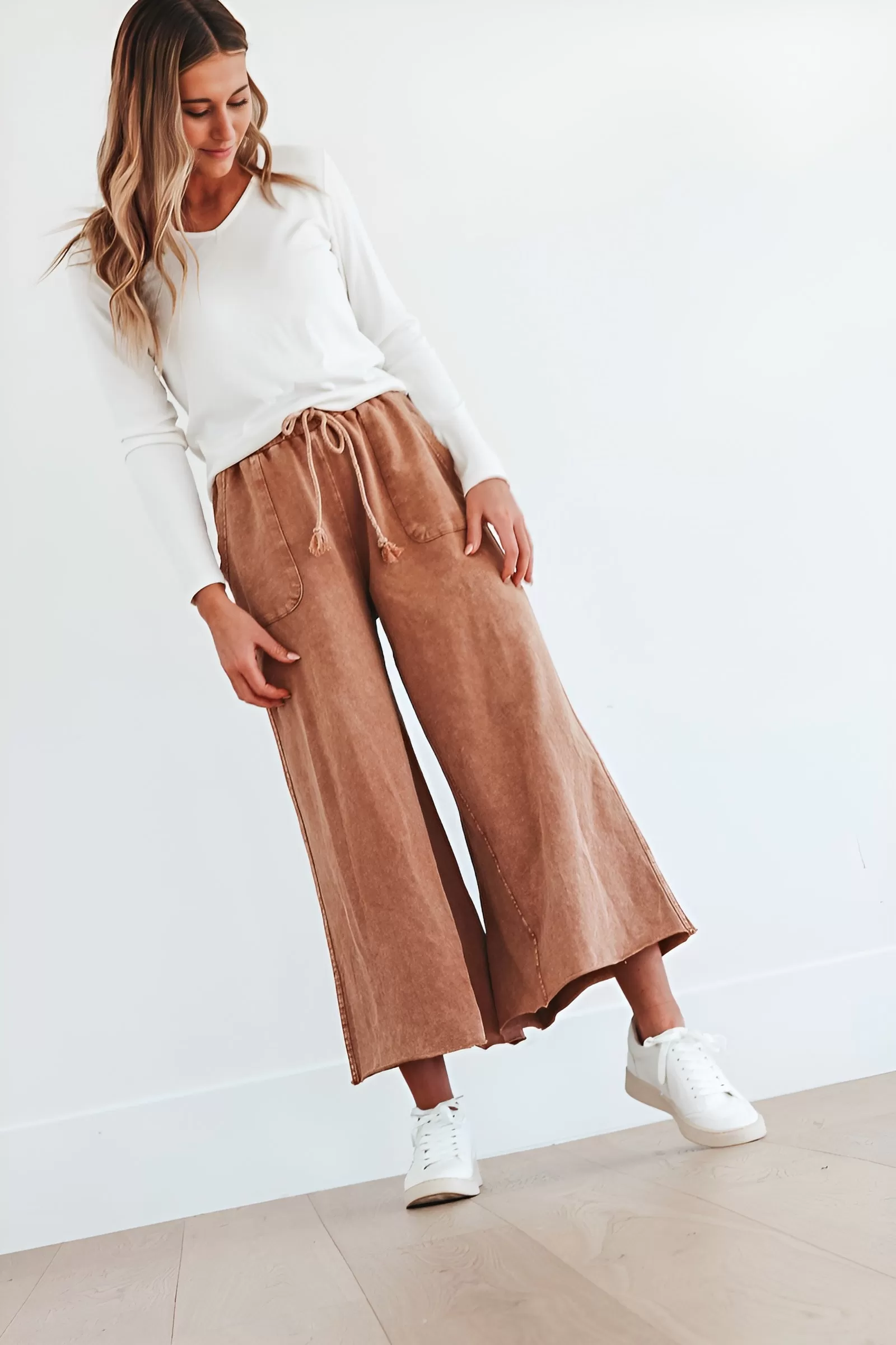 Lisa Pants in Red Bean