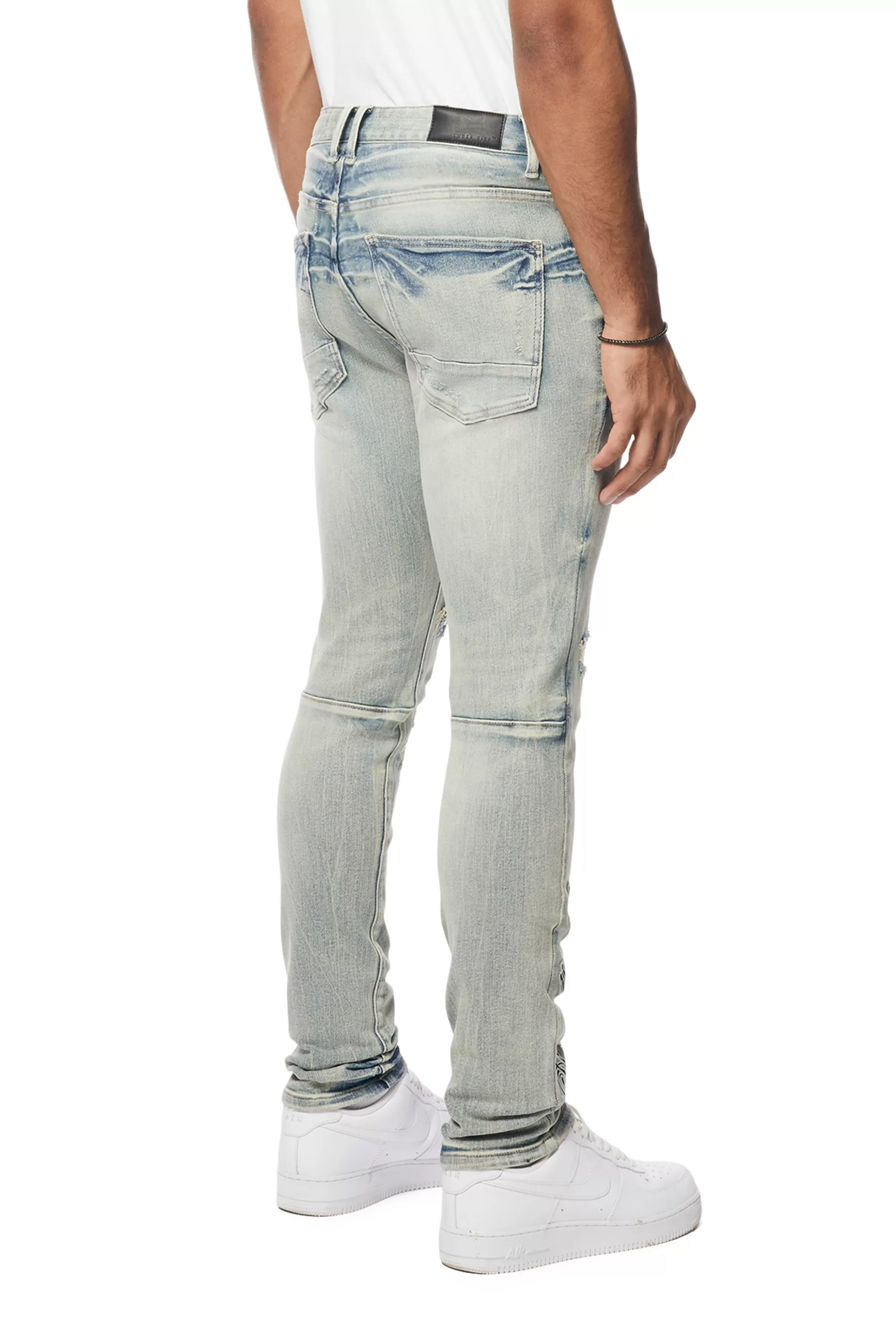 Preppy Crest Embroidered Slim Tapered Denim Jeans - Cascade Blue