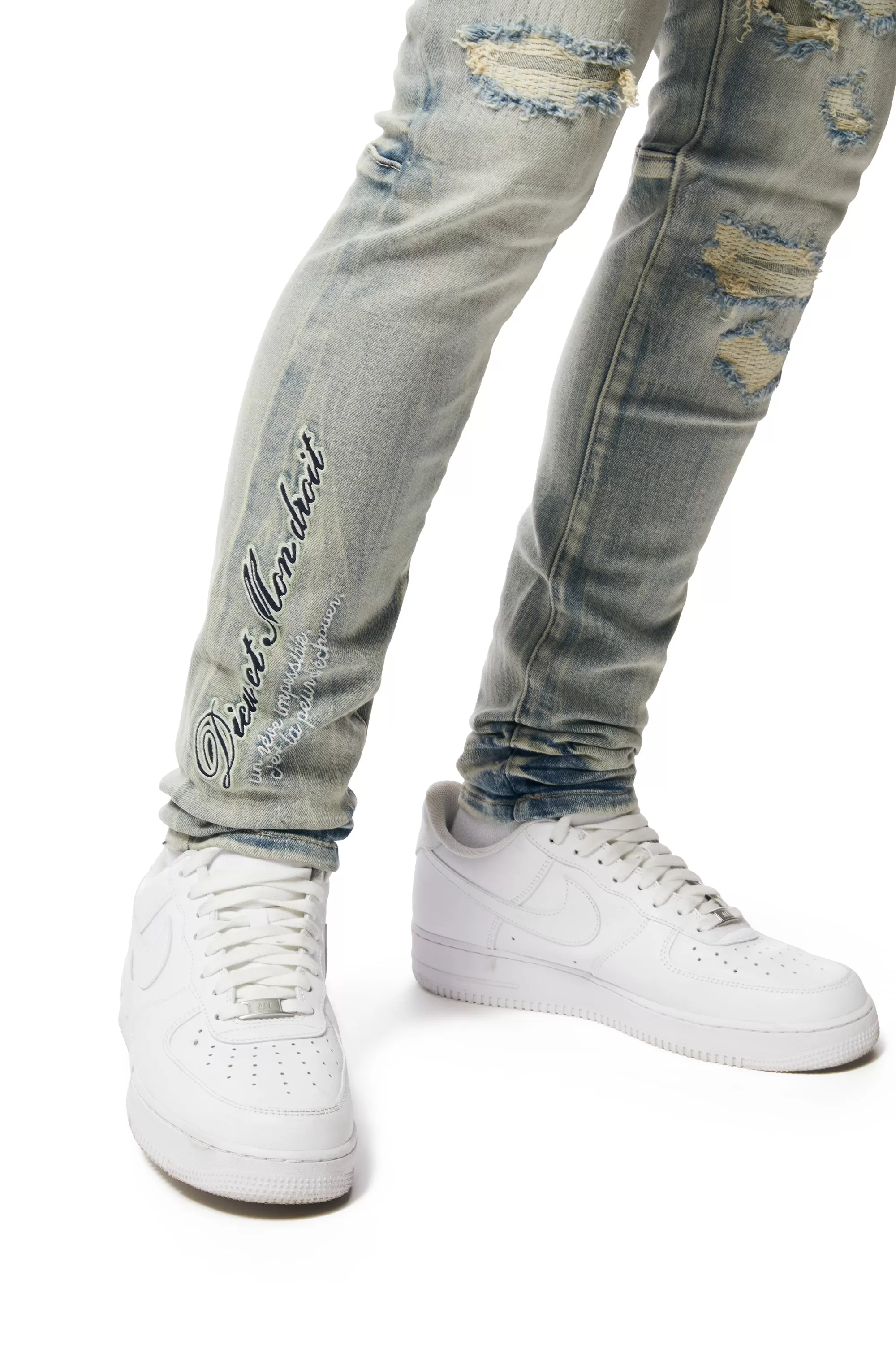 Preppy Crest Embroidered Slim Tapered Denim Jeans - Cascade Blue