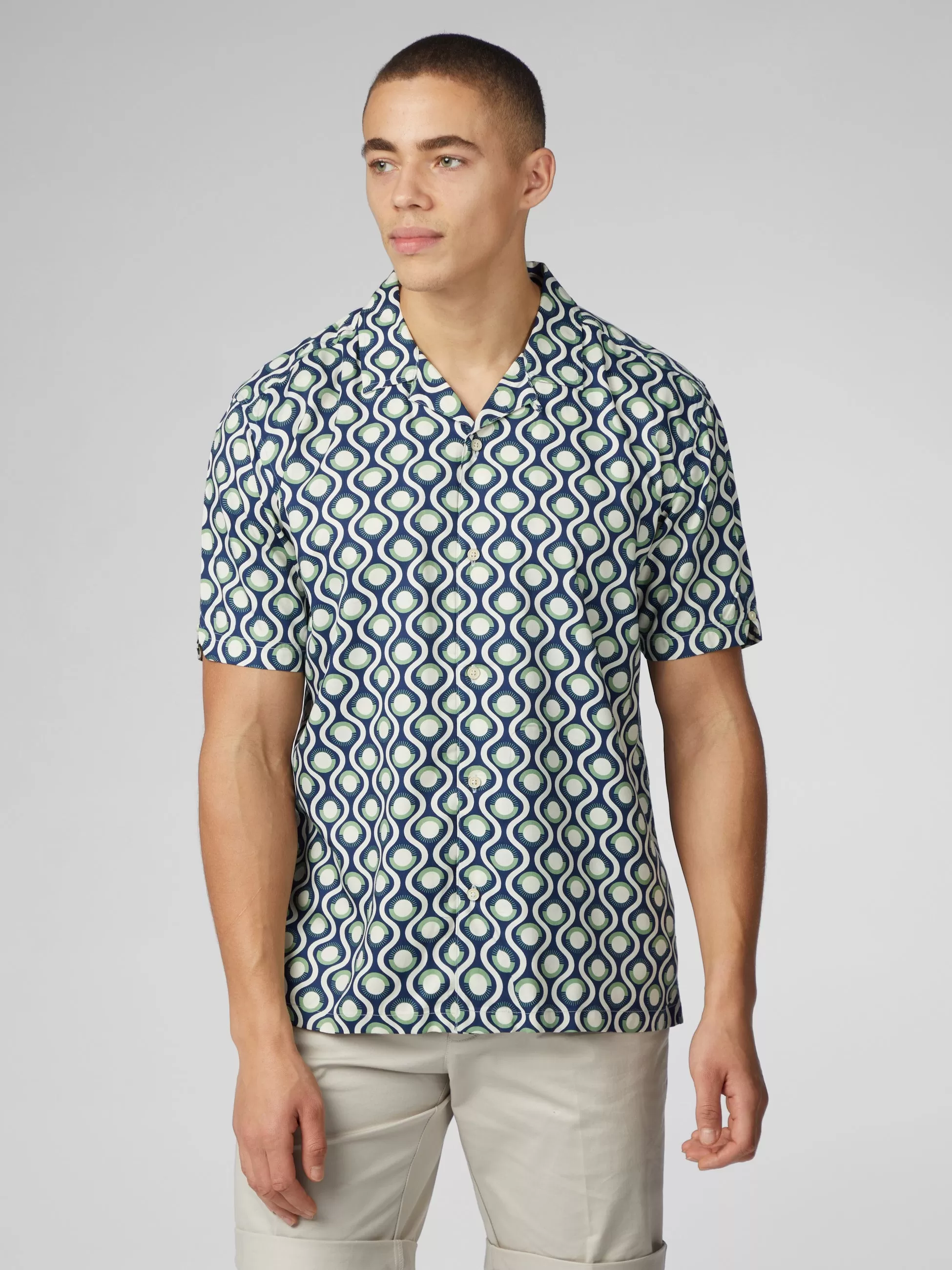 Signature Retro Geo Print Shirt - Grass Green