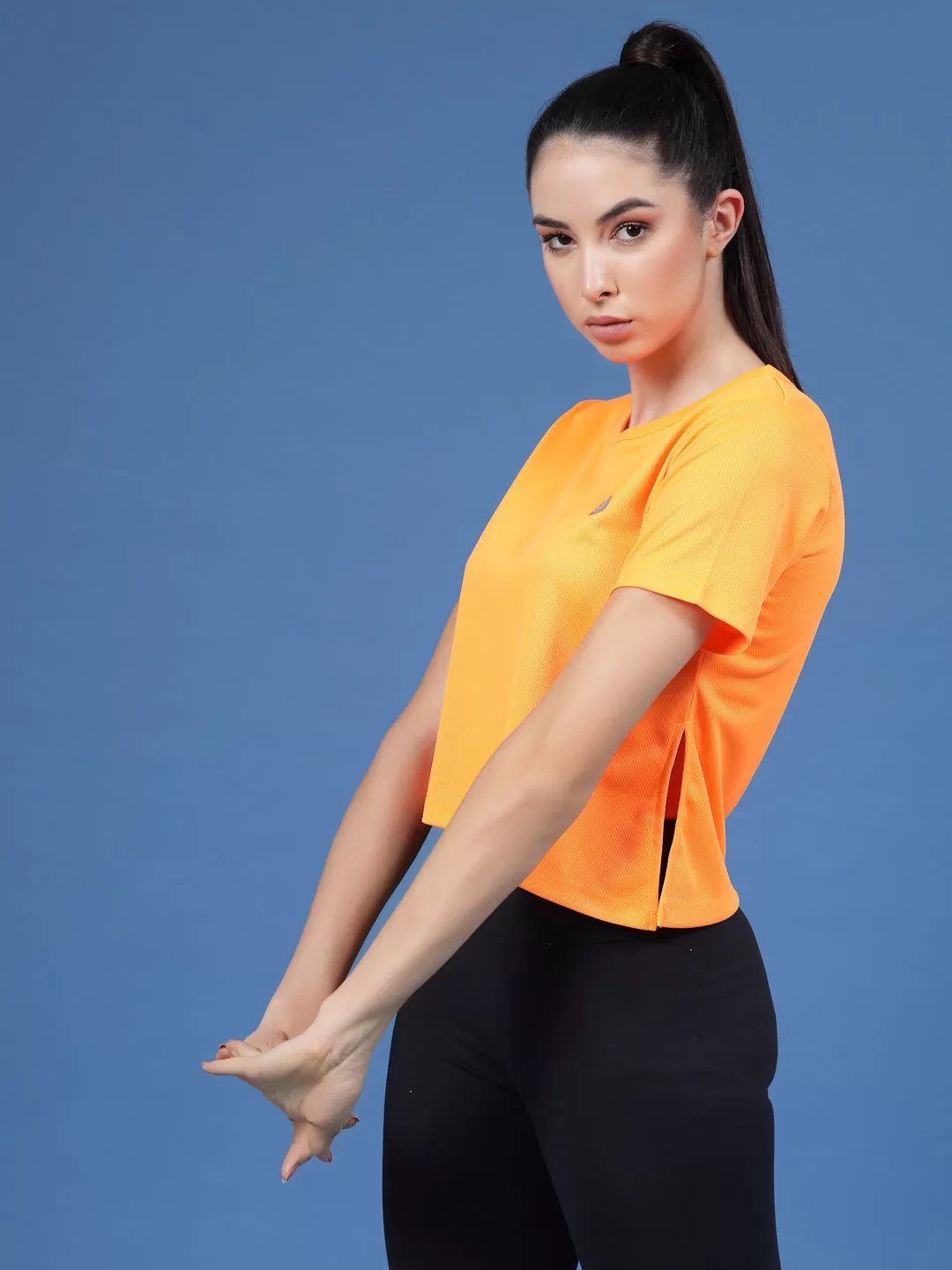 Solid Half Sleeves Round Neck Loose Fit Women Active Wear Crop Top