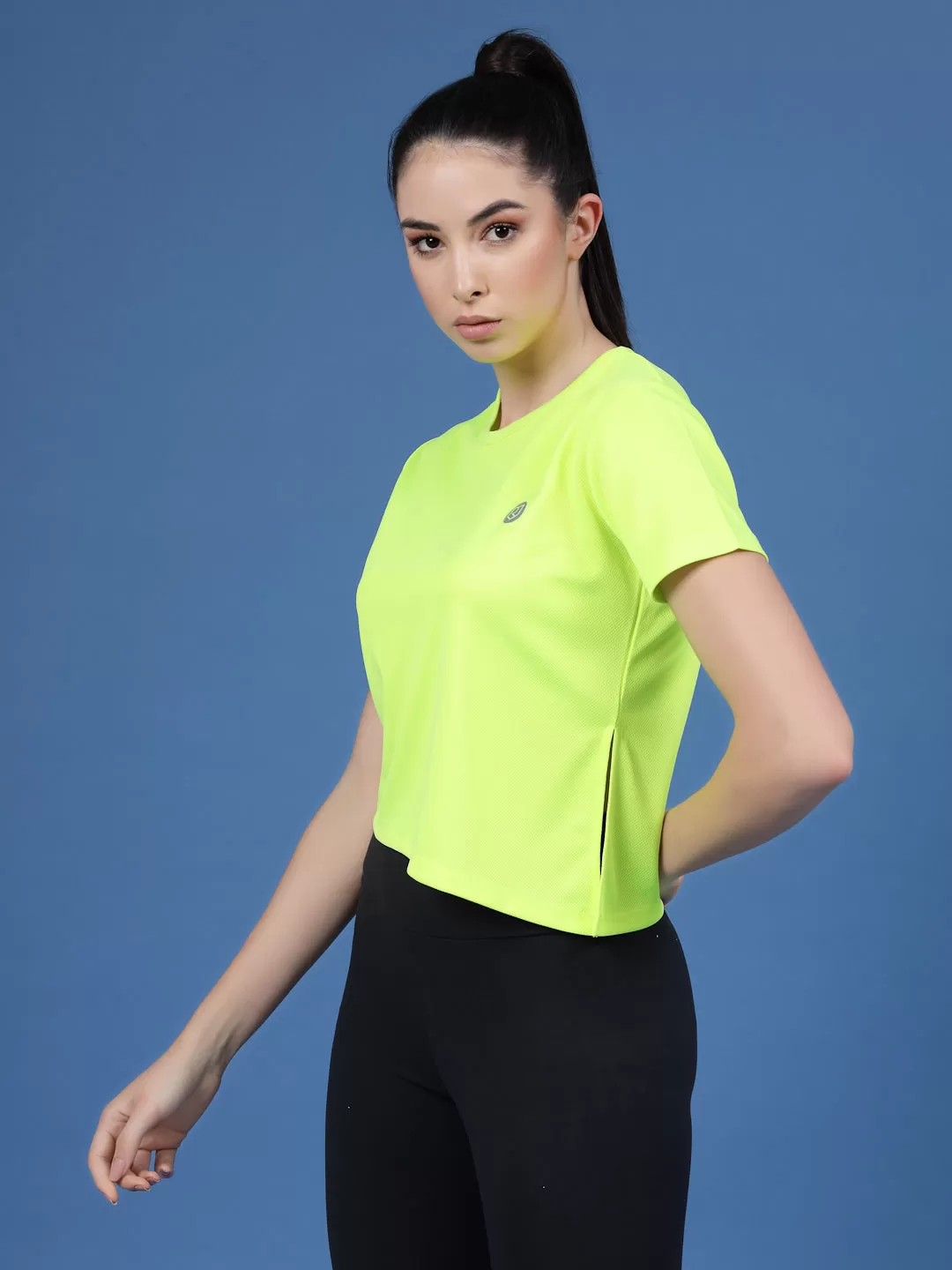 Solid Half Sleeves Round Neck Loose Fit Women Active Wear Crop Top